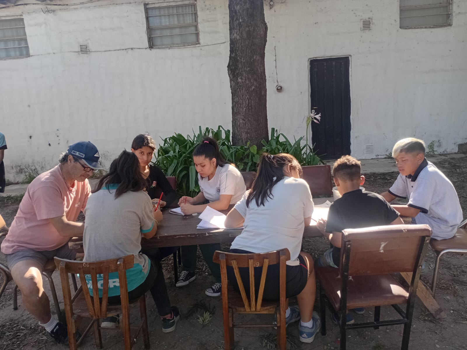 Escuela en Salida 15
